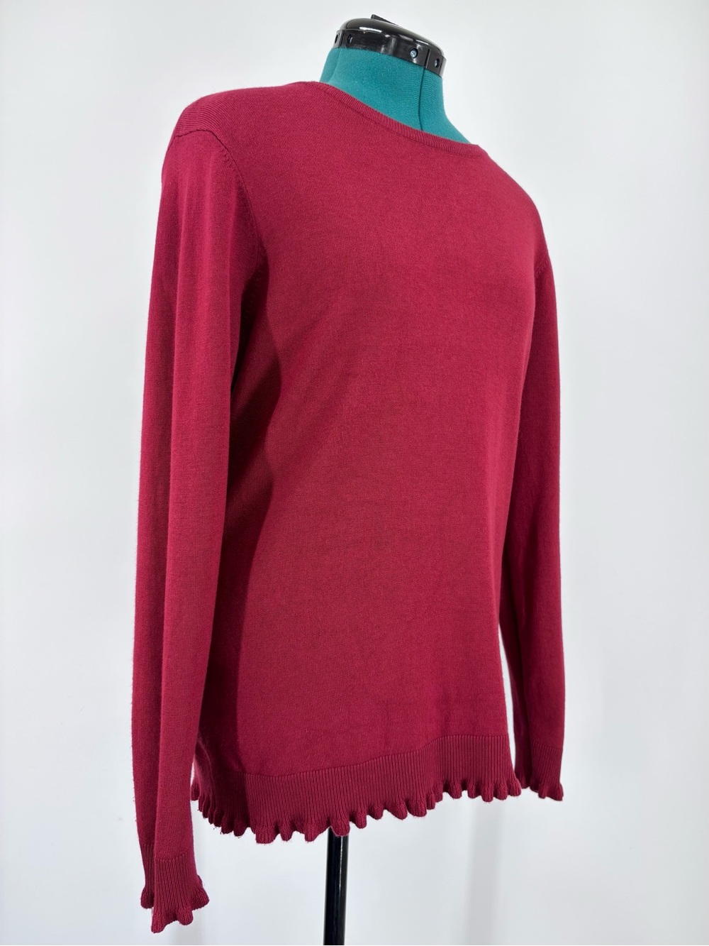 Soya Concept Raspberry Ruffled Hem Crew Neck Lightweight Sweater, Large - Picture 9 of 16